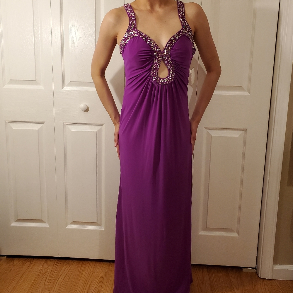 Prom Dress - Picture 3 of 5